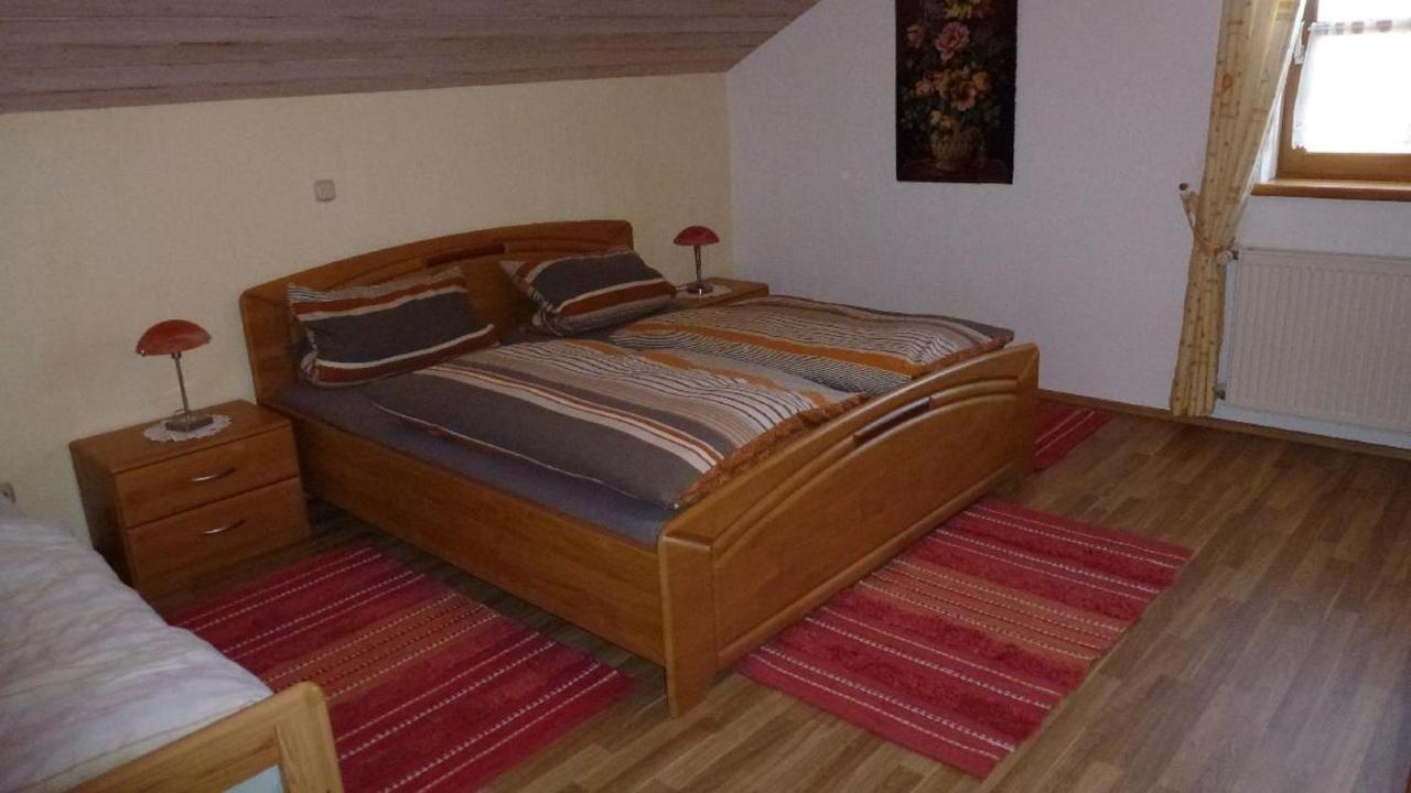 Ferienwohnung Fernblick ฟรายยุง ภายนอก รูปภาพ